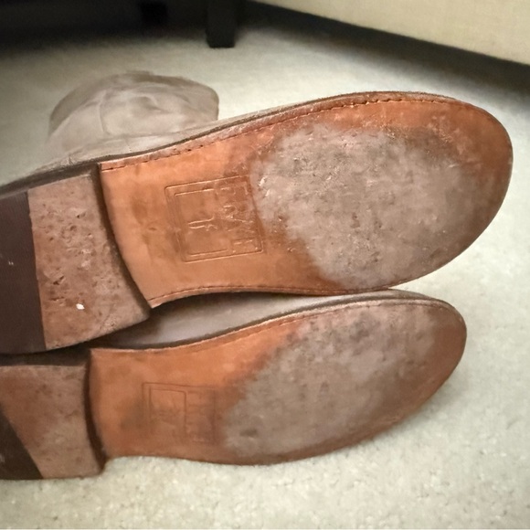 Frye Tan Heeled Boots Knee-High Seamless Design - Picture 3 of 9